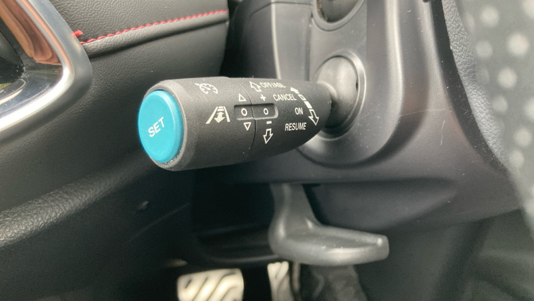 MG Hs 1.5 T-GDI Exclusive 5dr DCT Petrol Hatchback